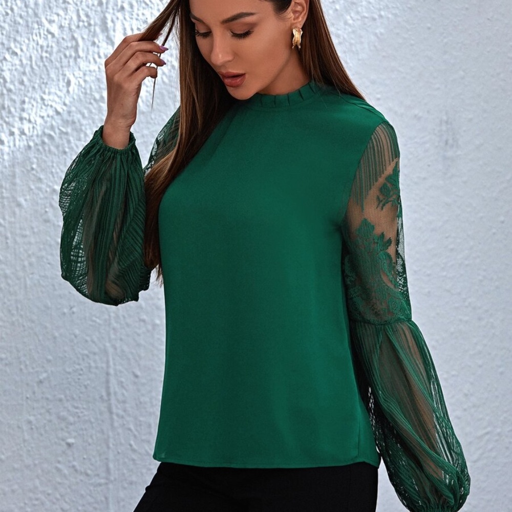 Green sheer sleeve lace long sleeve Top - Picture 9 of 11